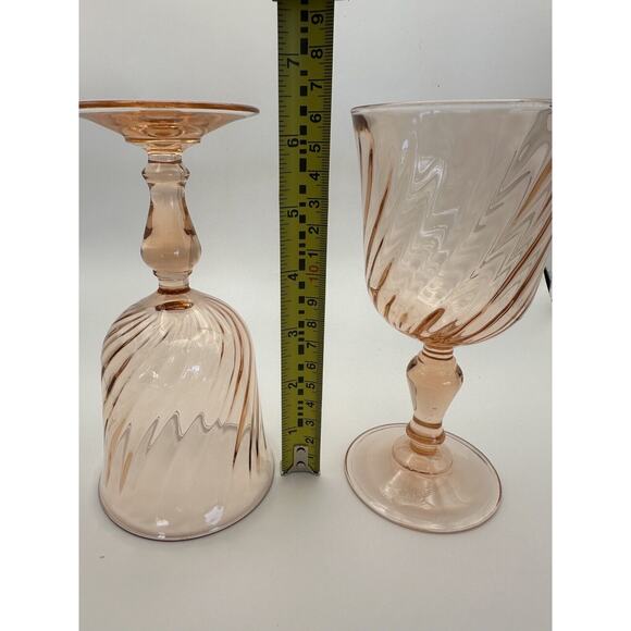 Set of 2 Cristal D'Arques Rosaline Pink Swirl Crystal Wine Glasses France 1980s - Picture 5 of 6